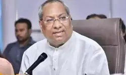 बुर्का विवाद :  संजय निषाद ने अपने बयान पर मांगी माफी, एक इंटरव्यू में कहा था-नकाब छू लिया तो इतना पीछे नहीं पड़ना चाहिए