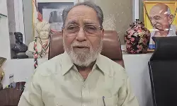 हिजाब विवाद : विश्व हिंदू परिषद ने बुर्का बैन की मांग की, कांग्रेस नेता हुसैन दलवई ने इसे समाज को बांटने की साजिश बताया हिजाब विवाद : विश्व हिंदू परिषद ने बुर्का बैन की मांग की, कांग्रेस नेता हुसैन दलवई ने इसे समाज को बांटने की साजिश बताया