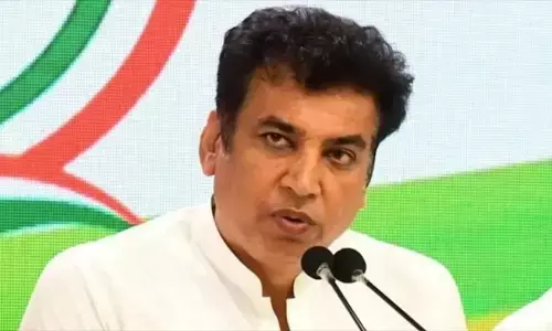 अच्छा हुआ इसका दोष नेहरू को नहीं दिया, दिल्ली प्रदूषण पर कांग्रेस का तंज अच्छा हुआ इसका दोष नेहरू को नहीं दिया, दिल्ली प्रदूषण पर कांग्रेस का तंज