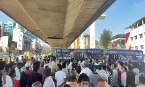 कर्नाटक के मंत्री कृष्णा बायरेगौड़ा पर भ्रष्टाचार व भूमि अतिक्रमण का आरोप, भाजपा ने मांगा इस्तीफा कर्नाटक के मंत्री कृष्णा बायरेगौड़ा पर भ्रष्टाचार व भूमि अतिक्रमण का आरोप, भाजपा ने मांगा इस्तीफा