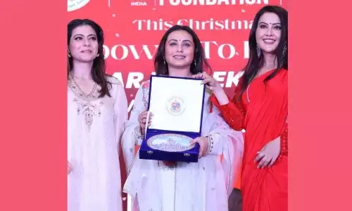 रानी मुखर्जी को एक्सीलेंस इन वूमन एम्पावरमेंट थ्रू सिनेमा अवॉर्ड’ से किया गया सम्मानित रानी मुखर्जी को एक्सीलेंस इन वूमन एम्पावरमेंट थ्रू सिनेमा अवॉर्ड’ से किया गया सम्मानित