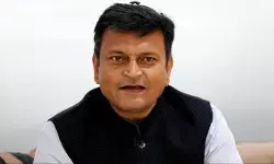 सपा सांसद और टीएमसी विधायक पर अजय आलोक का तीखा पलटवार