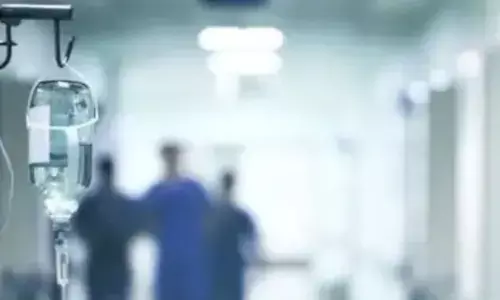 मथुरा केडी मेडिकल कॉलेज पर मासूम की किडनी निकालने का आरोप, 15 लोगों पर एफआईआर मथुरा केडी मेडिकल कॉलेज पर मासूम की किडनी निकालने का आरोप, 15 लोगों पर एफआईआर