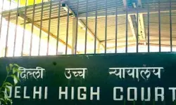 बढ़ते प्रदूषण को लेकर दिल्ली सरकार के नोटिफिकेशन को चुनौती, दिल्ली हाईकोर्ट ने सुनवाई करने से किया इनकार
