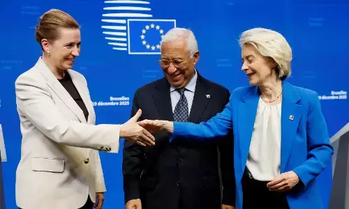 यूक्रेन की मदद के लिए 90 अरब यूरो कैसे जुटाएगा ईयू?