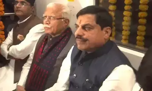 भोपाल को मिली मेट्रो रेल सेवा की सौगात, केंद्रीय मंत्री खट्टर और सीएम मोहन यादव ने दिखाई हरी झंडी भोपाल को मिली मेट्रो रेल सेवा की सौगात, केंद्रीय मंत्री खट्टर और सीएम मोहन यादव ने दिखाई हरी झंडी