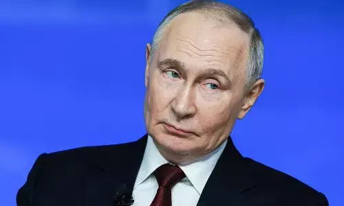 त्रिपक्षीय बातचीत को तैयार नहीं पुतिन, पर मैक्रों से मिलने को राजी