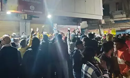 जामताड़ा : ज्वेलरी शॉप में लूट, विरोध करने पर दुकानदार को गोली मारी, हालत गंभीर