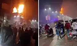 चांदनी चौक में कपड़ा शोरूम में लगी भीषण आग, लाखों का सामान राख; इलाके में मची अफरा-तफरी