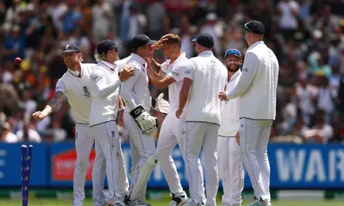 मेलबर्न टेस्ट: जोश टंग की घातक गेंदबाजी, ऑस्ट्रेलिया की पहली पारी 152 रन पर सिमटी