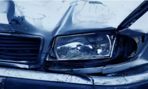 पुणे-सोलापुर हाईवे पर तड़के लूट, कार रोककर आराम कर रहे परिवार से 1.75 लाख के गहने छीने