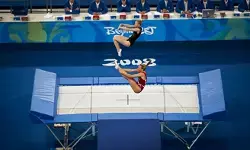 ट्रैम्पोलिन: सर्कस से प्रेरित एक खेल, जिसने ओलंपिक में जिमनास्ट को दिलाए मेडल