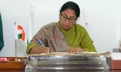 दिल्ली में भ्रष्टाचार पर सीएम की सख्त कार्रवाई, दो अधिकारी निलंबित