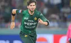 बीबीएल 15 से बाहर हुए शाहीन अफरीदी, अब लौटना होगा लाहौर