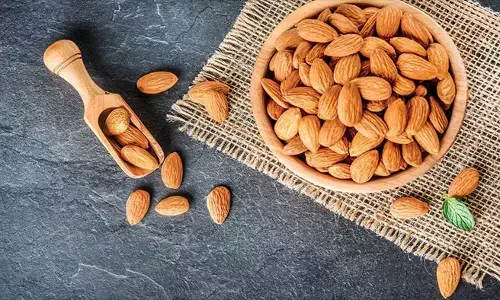 छोटा सा बादाम, बड़े फायदे: रोज सही मात्रा में खाने से दिल, दिमाग और शरीर रहते हैं मजबूत