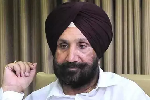 कांग्रेस ने 5 जनवरी से नई योजना के खिलाफ देशव्यापी अभियान शुरू करने का किया ऐलान, हस्ताक्षर अभियान और विरोध प्रदर्शन भी शामिल कांग्रेस ने 5 जनवरी से नई योजना के खिलाफ देशव्यापी अभियान शुरू करने का किया ऐलान, हस्ताक्षर अभियान और विरोध प्रदर्शन भी शामिल