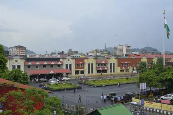 पूर्वोत्तर में बीते 11 वर्षों में 1,679 किलोमीटर से अधिक के रेलवे ट्रैक बिछाए गए : केंद्र पूर्वोत्तर में बीते 11 वर्षों में 1,679 किलोमीटर से अधिक के रेलवे ट्रैक बिछाए गए : केंद्र