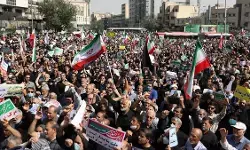 ईरान में पिछले चार दिनों से क्यों हो रहे हैं प्रदर्शन? जानिए क्या है इनकी मांग