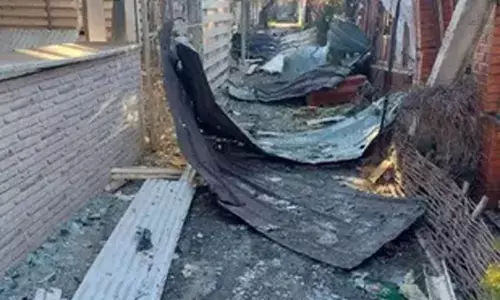 रूसी रक्षा मंत्रालय का दावा, हमने मार गिराए 250 यूक्रेनी ड्रोन, 12 मास्को पर हमले की कोशिश में नष्ट रूसी रक्षा मंत्रालय का दावा, हमने मार गिराए 250 यूक्रेनी ड्रोन, 12 मास्को पर हमले की कोशिश में नष्ट