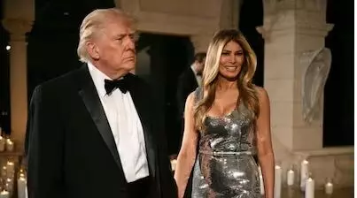 फ्लोरिडा : ट्रंप ने अपने रिसॉर्ट में मनाई न्यू ईयर की पार्टी, बताया नववर्ष का लक्ष्य