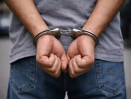 बीएमसी चुनाव से पहले सुरक्षा व्यवस्था सख्त, पुलिस ने बड़ी सफलता की हासिल,  फर्जी करेंसी के साथ बुजुर्ग अरेस्ट