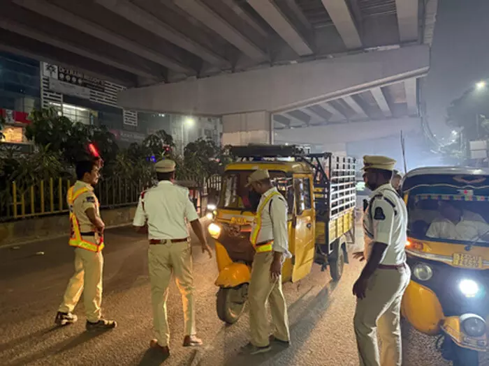 ग्रेटर हैदराबाद में नशे में वाहन चलाने के 2,731 मामले दर्ज ग्रेटर हैदराबाद में नशे में वाहन चलाने के 2,731 मामले दर्ज