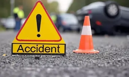 मुंबई के आरे कॉलोनी में बीईएसटी बस-ट्रक टक्कर, एक की मौत तीन घायल