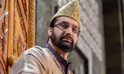 ‘मैं फिर नजरबंद हूं’ – मीरवाइज उमर फारूक का सोशल मीडिया बयान