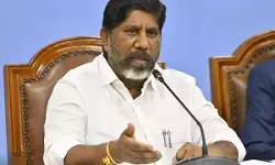 मनरेगा को तेलंगाना कांग्रेस ने गरीबों के लिए एक खामोश क्रांति बताया, भाजपा पर कॉरपोरेट हितैषी होने का लगाया आरोप मनरेगा को तेलंगाना कांग्रेस ने गरीबों के लिए एक खामोश क्रांति बताया, भाजपा पर कॉरपोरेट हितैषी होने का लगाया आरोप