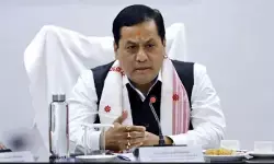 असम में केंद्रीय मंत्री सोनोवाल के काफिले का वाहन दुर्घटनाग्रस्त, छह लोग घायल