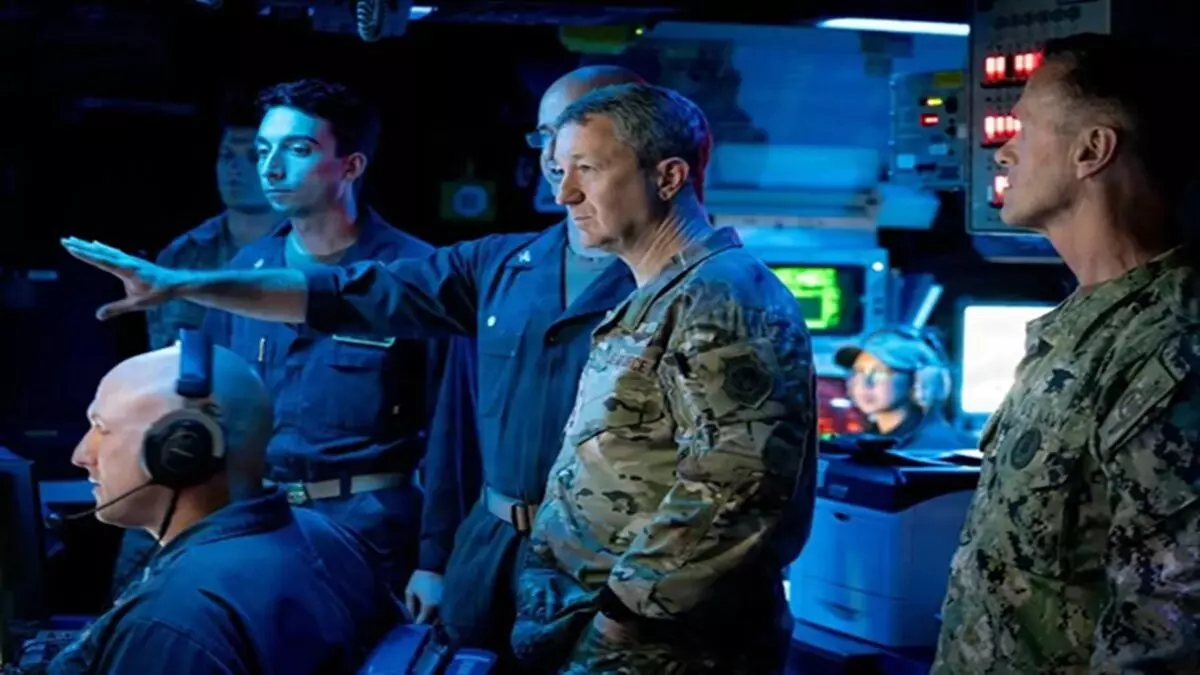 Operation Absolute Resolve: वेनेजुएला में फिल्मी अंदाज में हुई मादुरो की गिरफ्तारी, अगस्त से ही साए की तरह मादुरो के पीछे थी CIA Operation Absolute Resolve: वेनेजुएला में फिल्मी अंदाज में हुई मादुरो की गिरफ्तारी, अगस्त से ही साए की तरह मादुरो के पीछे थी CIA