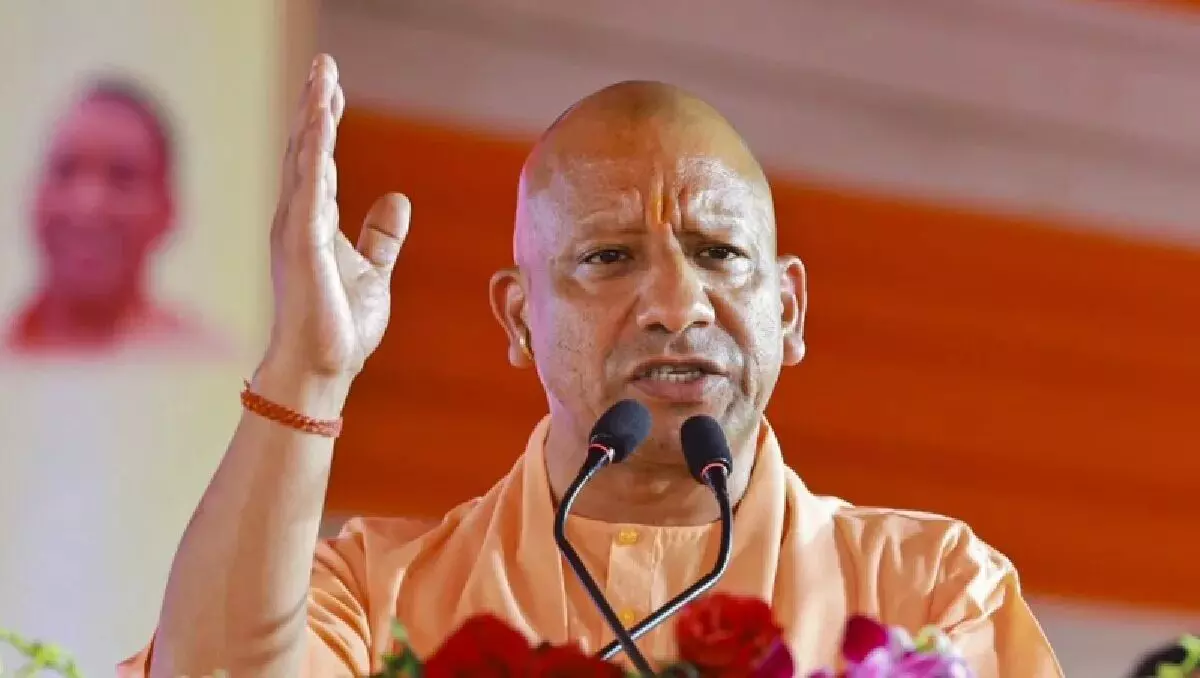 यूपी पुलिस भर्ती में आयु को लेकर योगी सरकार का महत्वपूर्ण निर्णय, 3 साल की मिली छूट यूपी पुलिस भर्ती में आयु को लेकर योगी सरकार का महत्वपूर्ण निर्णय, 3 साल की मिली छूट