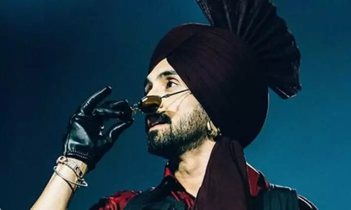 संगीत और अभिनय में माहिर दिलजीत दोसांझ, जानें गुरुद्वारे के कीर्तन से ग्लोबल स्टेज तक का सफर संगीत और अभिनय में माहिर दिलजीत दोसांझ, जानें गुरुद्वारे के कीर्तन से ग्लोबल स्टेज तक का सफर