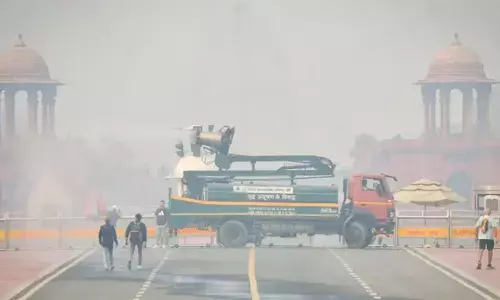 एनसीआर में हवा फिर जहरीली, एक्यूआई रेड जोन में पहुंचा