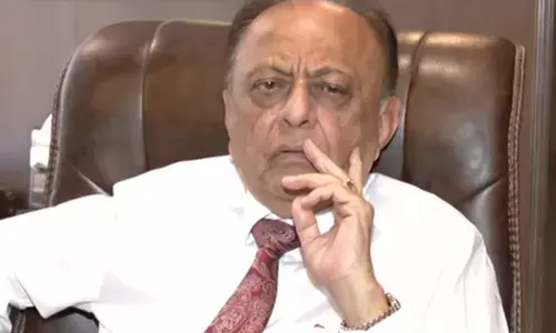 माजिद मेमन का हमला : ‘बुलडोजर कल्चर’ लोकतंत्र के लिए खतरा