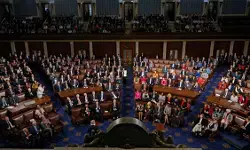 वेनेजुएला पर सैन्य कार्रवाई को लेकर ट्रंप को बड़ा राजनीतिक झटका, अमेरिकी सीनेट में युद्ध अधिकार प्रस्ताव पर बहस की मंजूरी