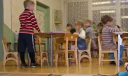 देश के लिए फायदेमंद है चाइल्ड केयर में निवेश करना देश के लिए फायदेमंद है चाइल्ड केयर में निवेश करना