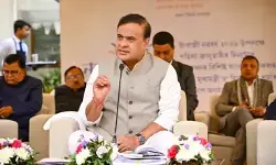 असम के मुख्यमंत्री ने ईडी की छापेमारी के दौरान बंगाल की मुख्यमंत्री बनर्जी के व्यवहार की आलोचना की