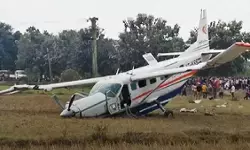 ओडिशा के राउरकेला में विमान हादसा, पायलट समेत 6 लोग थे सवार ओडिशा के राउरकेला में विमान हादसा, पायलट समेत 6 लोग थे सवार