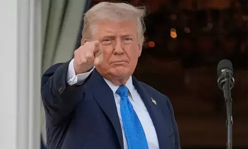 ग्रीनलैंड समर्थक 8 यूरोपीय देशों पर ट्रंप ने ठोका 10% टैरिफ, नहीं तो 25% की भी चेतावनी