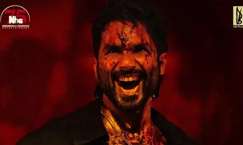 शाहिद कपूर–विशाल भारद्वाज की जोड़ी फिर साथ, खून से सने शरीर के साथ ‘ओ रोमियो’ का पहला लुक जारी