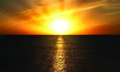 शब्दों की अधिकता से परहेज की कविताएं : उम्मीद प्रेम का अन्न है