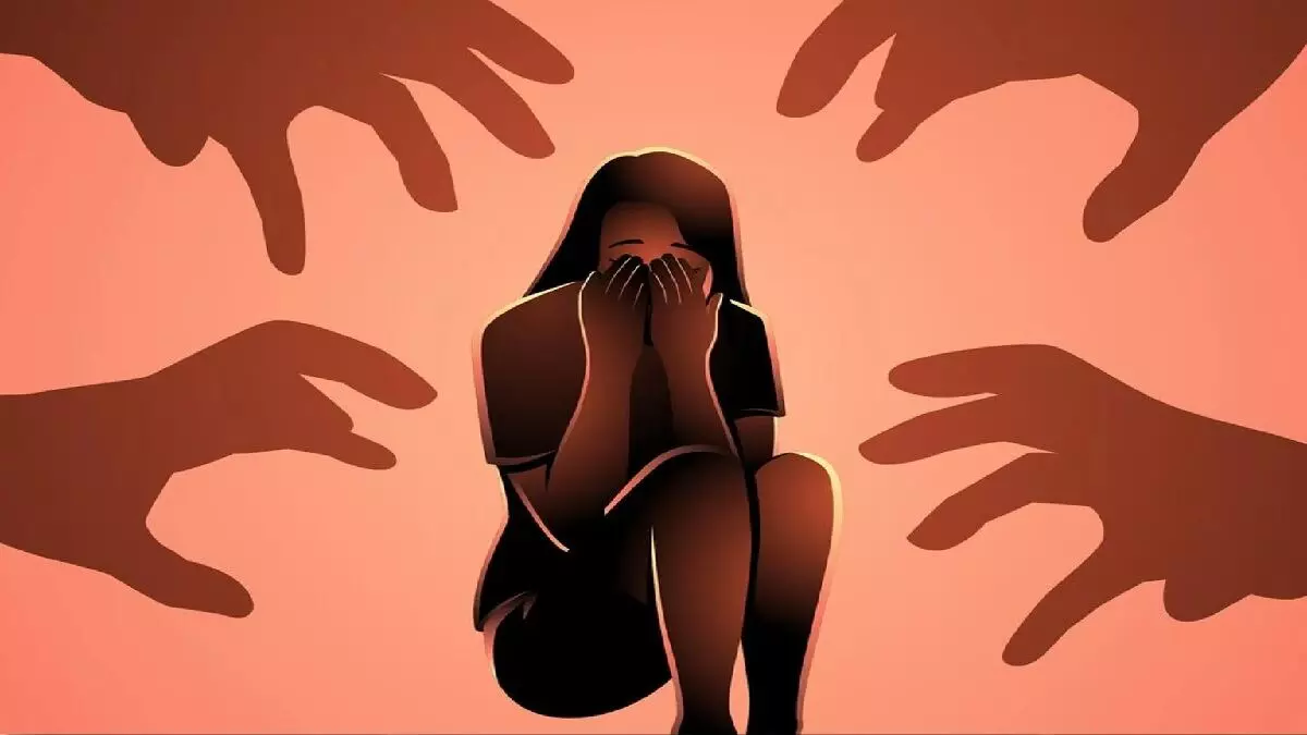 पटना में किशोरी से दो दिनों तक दरिंदगी, तबीयत बिगड़ने पर पीड़िता को छोड़ा पटना में किशोरी से दो दिनों तक दरिंदगी, तबीयत बिगड़ने पर पीड़िता को छोड़ा