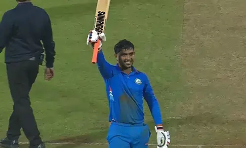 विजय हजारे ट्रॉफी : अमन मोखाड़े ने खेली 138 रन की पारी, कर्नाटक को 6 विकेट से हराकर फाइनल में विदर्भ