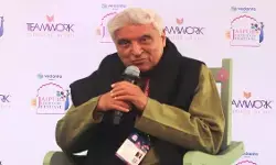 जयपुर लिटरेचर फेस्टिवल में जावेद अख्तर ने धर्मनिरपेक्षता, भाषा और पहचान पर खुलकर कही बात