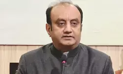 इंडी गठबंधन लोकतंत्र के लिए खतरा, देश के सामने पीएम मोदी बनाम बिखरा विपक्ष : डॉ. सुधांशु त्रिवेदी