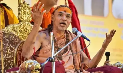 मौनी अमावस्या पर संगम तट पर बवाल, शंकराचार्य अविमुक्तेश्वरानंद ने स्नान करने से किया मना