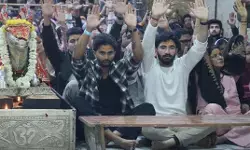 महाकालेश्वर मंदिर में दर्शन पूजन करने पहुंचे भारतीय क्रिकेट टीम के खिलाड़ी नीतीश कुमार रेड्डी