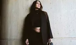 दूसरी बार मां बनने जा रहीं सोनम कपूर, लेटेस्ट फोटोशूट में दिखा एक्ट्रेस का रॉयल अंदाज दूसरी बार मां बनने जा रहीं सोनम कपूर, लेटेस्ट फोटोशूट में दिखा एक्ट्रेस का रॉयल अंदाज