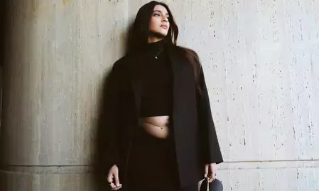 दूसरी बार मां बनने जा रहीं सोनम कपूर, लेटेस्ट फोटोशूट में दिखा एक्ट्रेस का रॉयल अंदाज